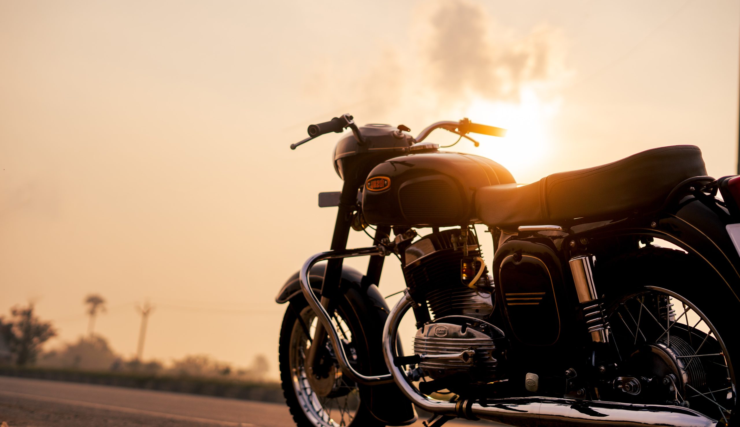 "Vintage Beauties: Restoring Classic Motorcycles to Glory"
